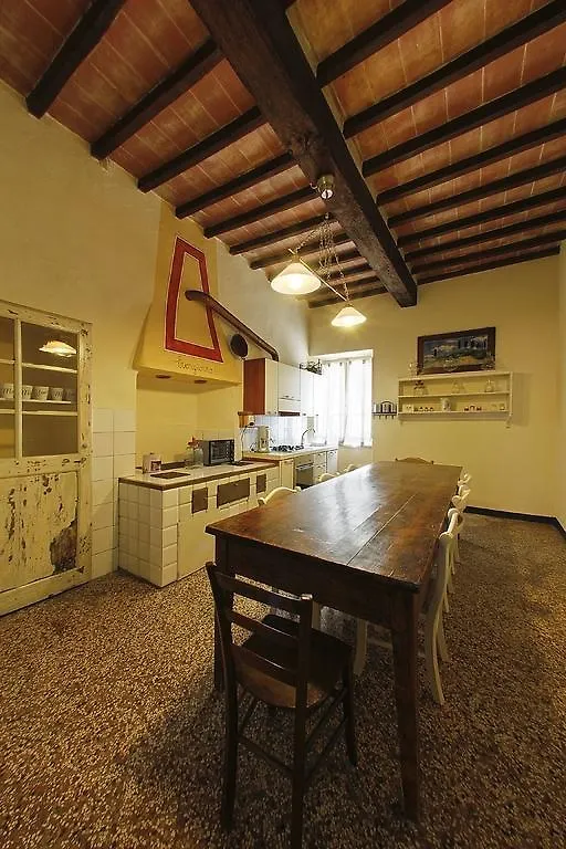 B&B Palazzo Beltramini Colle Val D'Elsa 0*,